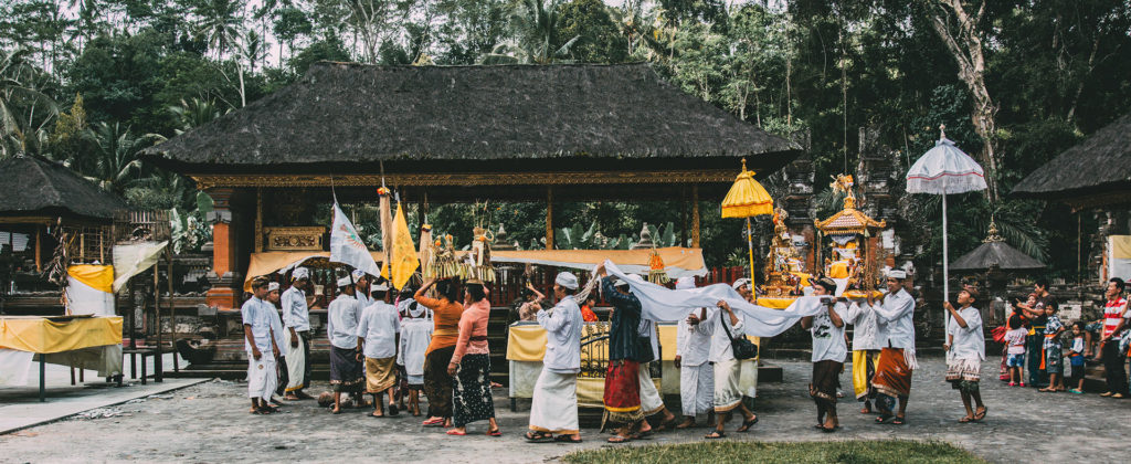 Photography-Tirta-Empul-parade