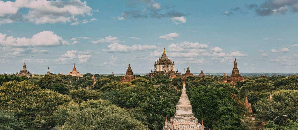 Photography-Myanmar-Bagan-Skyline-temples