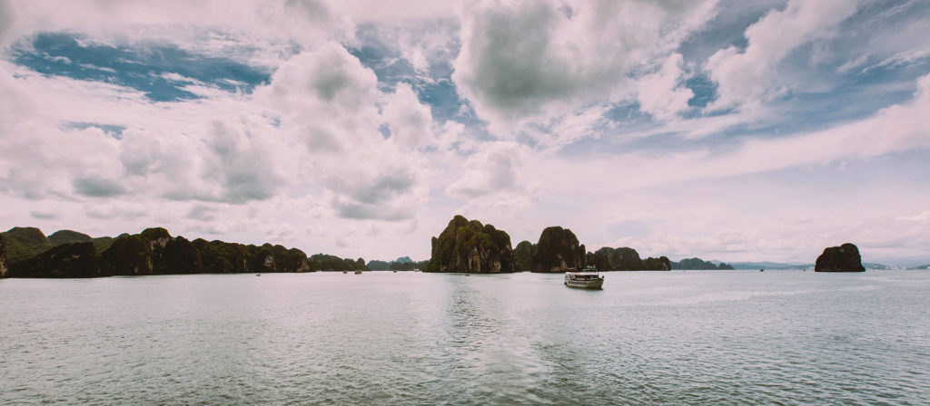 Photography-Vietnam-Ha-Long-Bay